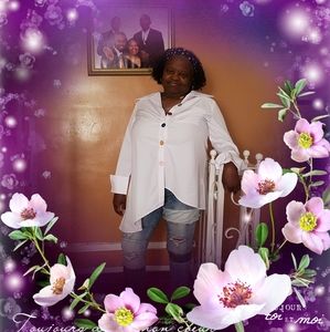 Meet your Posher, Maxine